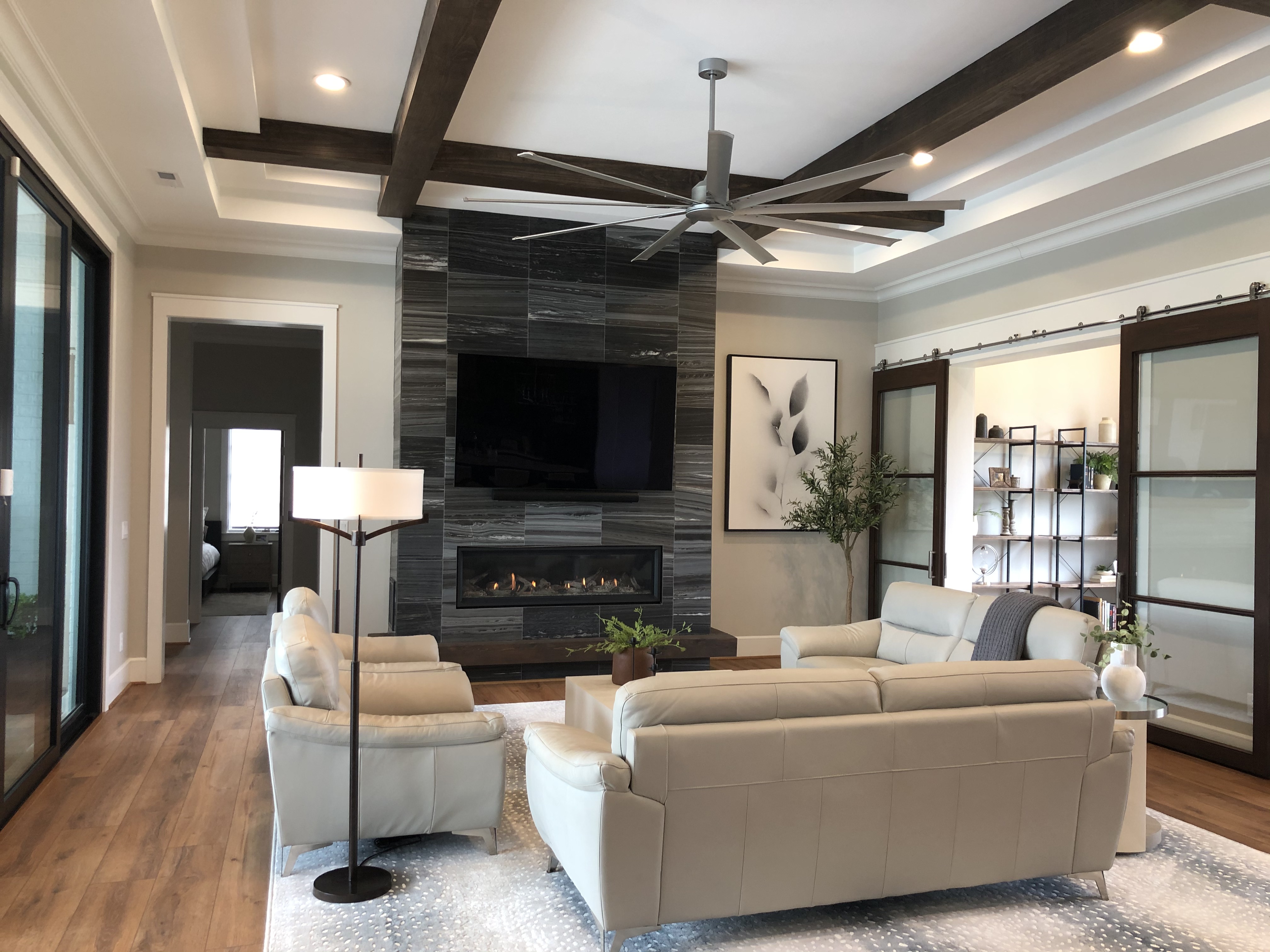 Guide To Selecting A Large Room Ceiling Fan